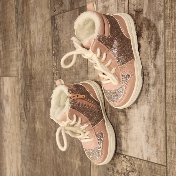 H&M toddler girl high tops - Picture 2 of 4